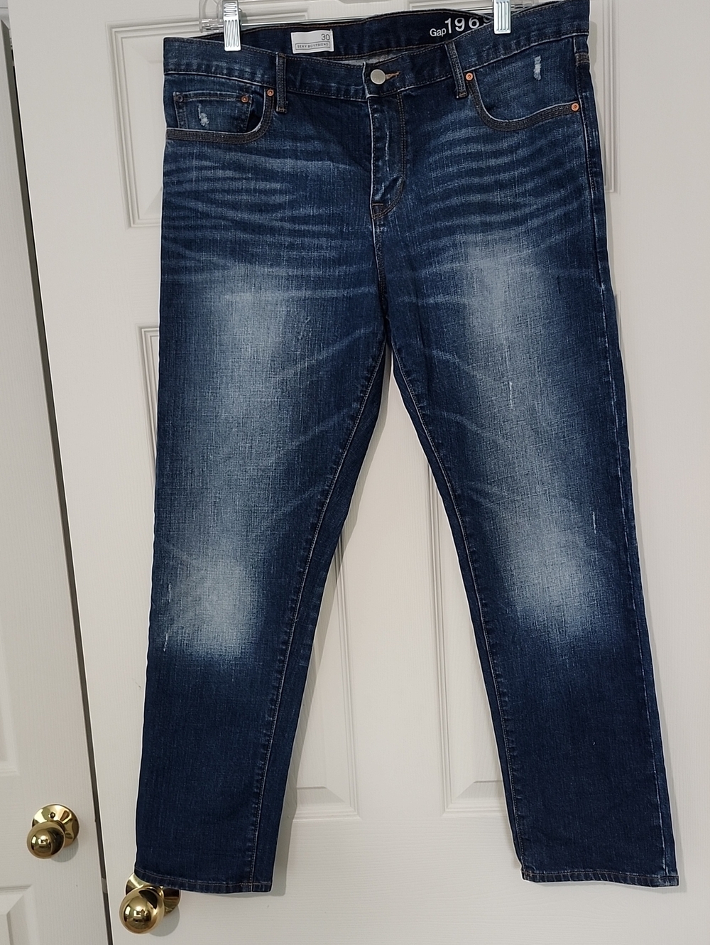 Gap 1969 Sexy Boyfriend  Dark Wash Distressed Jeans Size 30